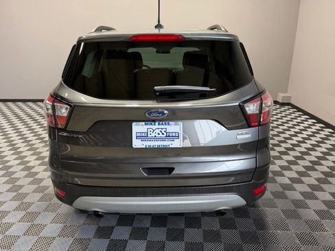 Used 2018 Ford Escape SEL image 10