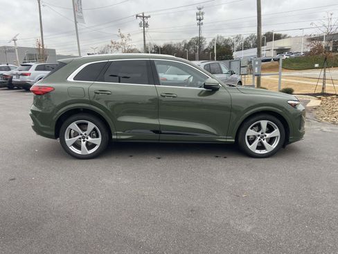 Certified 2025 Audi Q5 Prestige image 10