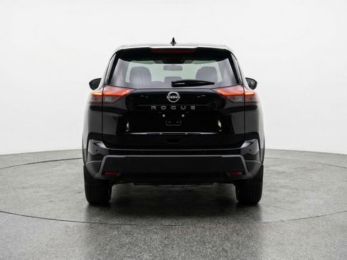 Used 2025 Nissan Rogue SV AWD/4WD image 7