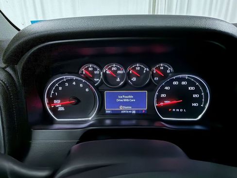 Used 2019 Chevrolet Silverado 1500 LT w/ All-Star Edition image 7