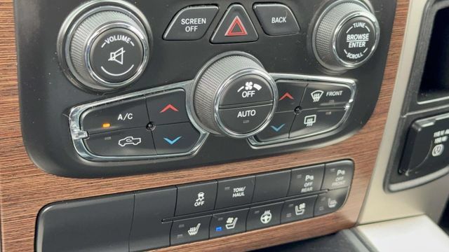 Used 2017 RAM 1500 Laramie w/ Convenience Group AWD/4WD image 16