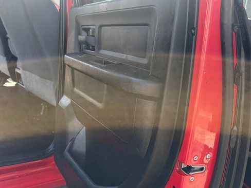 Used 2018 RAM 3500 Tradesman w/ Chrome Appearance Group AWD/4WD image 17