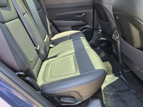 Used 2025 Hyundai Tucson Limited FWD image 15