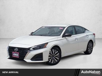 Used 2025 Nissan Altima 2.5 SV