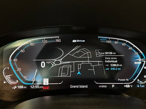 Used 2023 BMW 530e xDrive AWD/4WD image 27