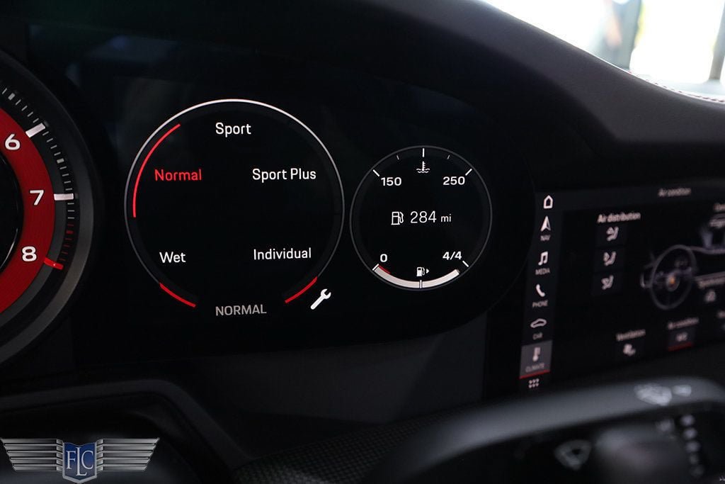 Used 2021 Porsche 911 Carrera S RWD image 37