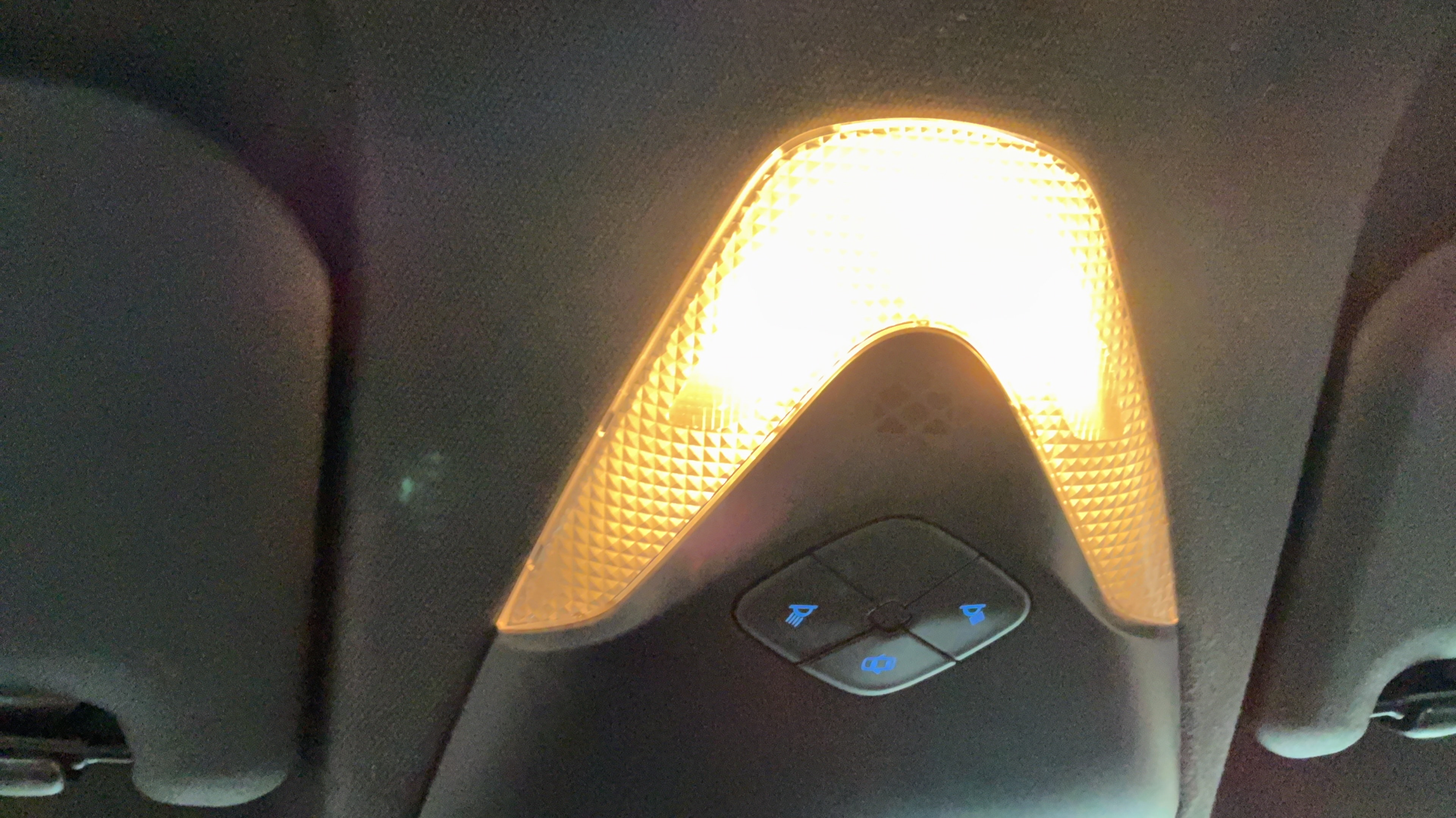 Used 2019 Toyota C-HR XLE FWD image 36