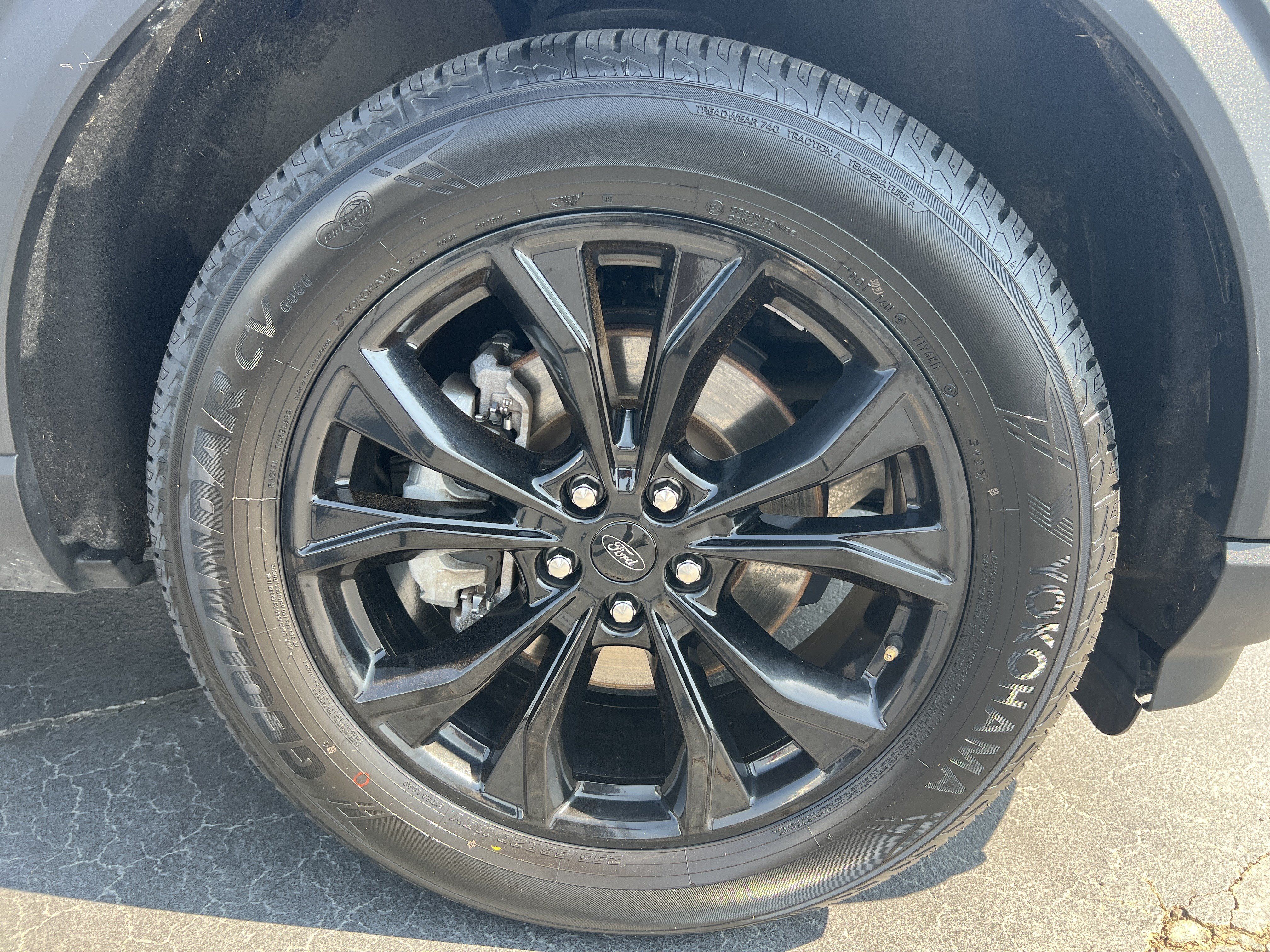 Used 2023 Ford Explorer XLT w/ Equipment Group 202A AWD/4WD image 12