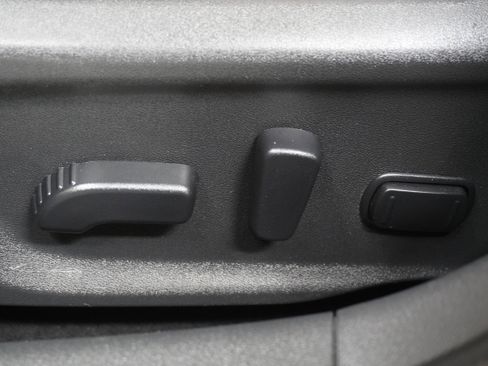 Used 2022 Nissan Sentra SV w/ SV Premium Package image 14