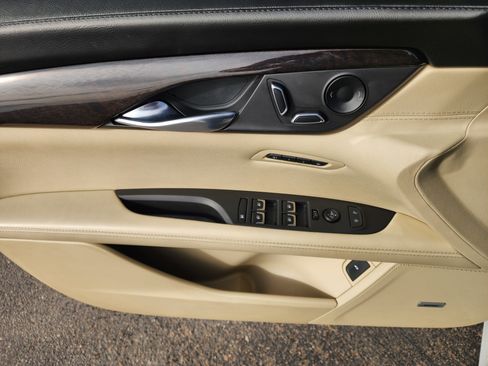 Used 2019 Cadillac CT6 Luxury w/ Driver Awareness Package image 21