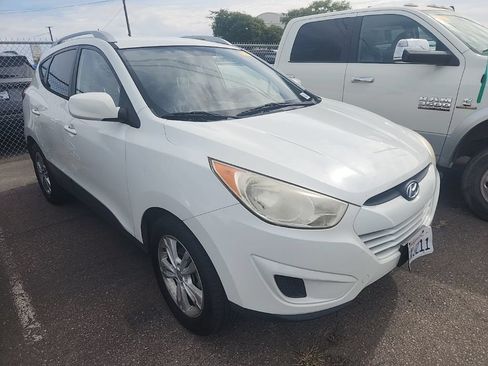 Used 2011 Hyundai Tucson GLS FWD image 1
