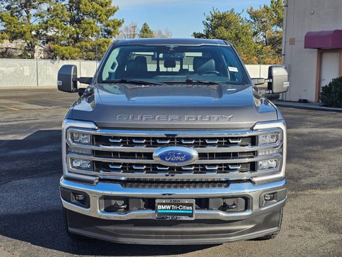 Used 2023 Ford F350 Lariat image 6