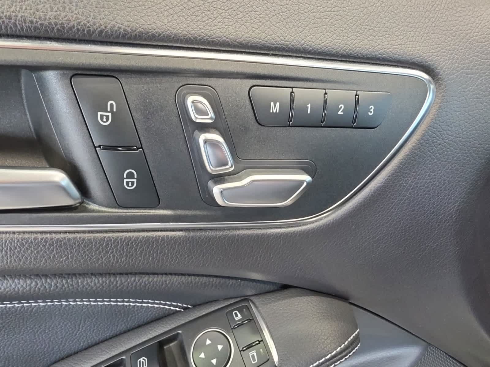Used 2019 Mercedes-Benz GLA 250 4MATIC image 21
