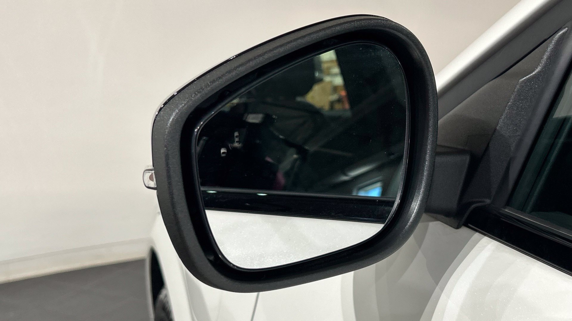 New 2025 Ford Mustang Mach-E Premium AWD/4WD image 18