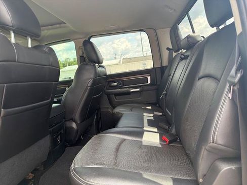 Used 2015 RAM 1500 Laramie AWD/4WD image 6