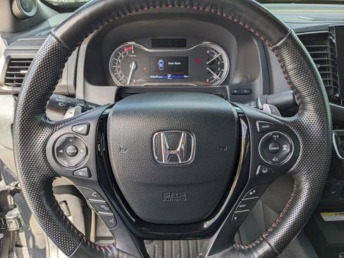 Used 2023 Honda Ridgeline Black Edition image 37