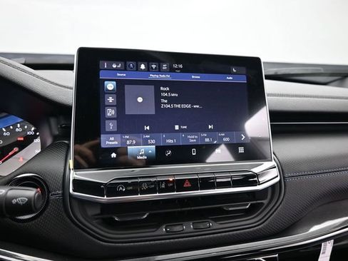 New 2026 Jeep Compass Latitude AWD/4WD image 26