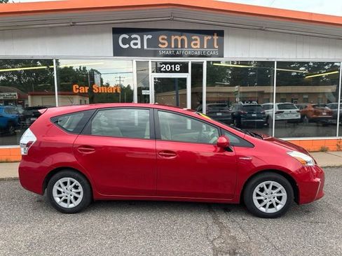 Used 2014 Toyota Prius V Three FWD image 7