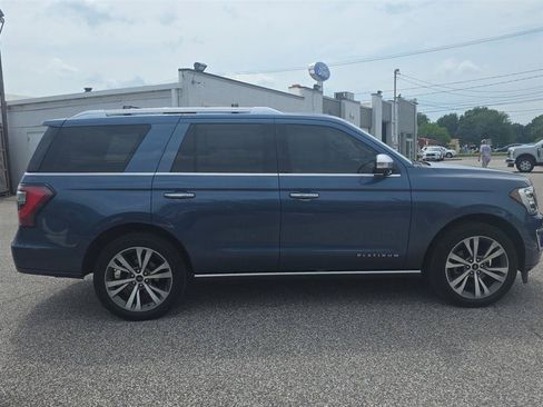 Used 2020 Ford Expedition Platinum AWD/4WD image 2