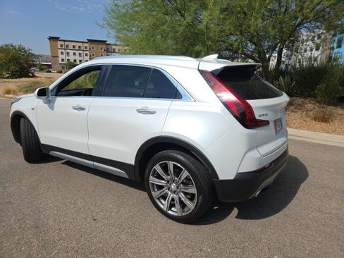 Used 2019 Cadillac XT4 Premium Luxury FWD image 5