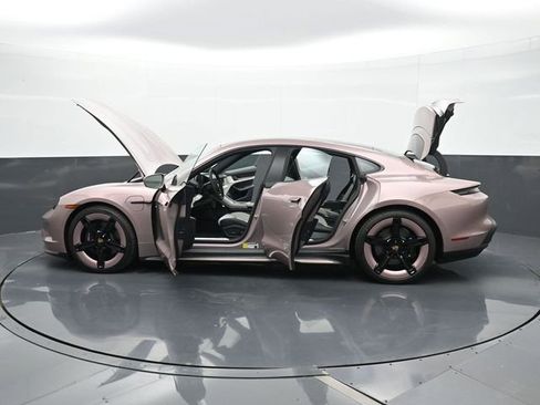Certified 2025 Porsche Taycan RWD image 37
