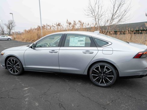 New 2025 Honda Accord Touring image 4