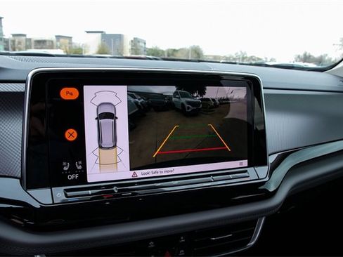 New 2026 Volkswagen Atlas Peak Edition image 19