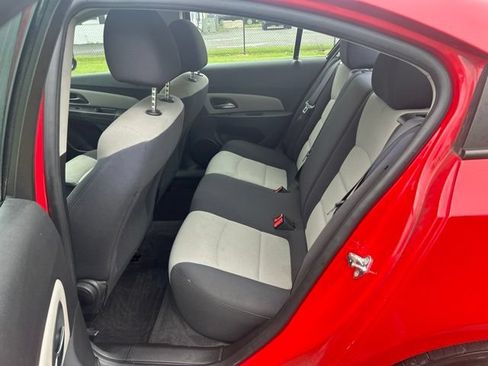 Used 2016 Chevrolet Cruze LS FWD image 15