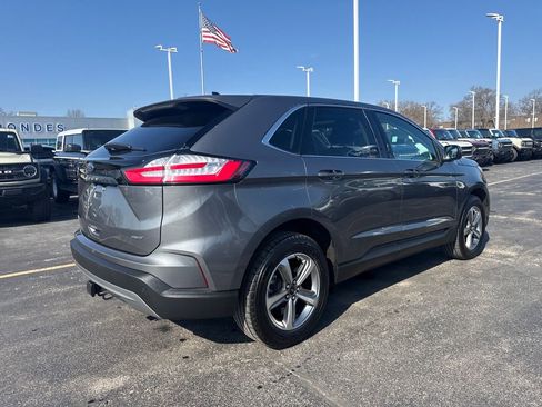 Used 2024 Ford Edge SEL w/ Convenience Package image 6