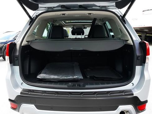Certified 2023 Subaru Forester Touring AWD/4WD image 18