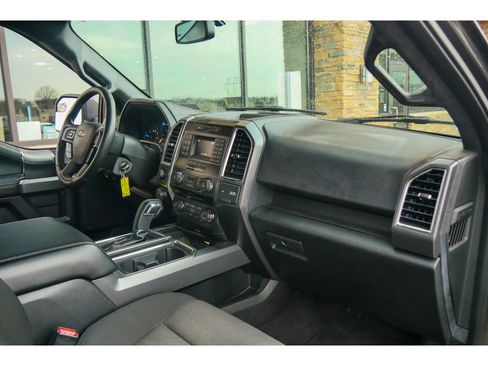 Used 2016 Ford F150 XLT w/ Equipment Group 301A Mid image 13