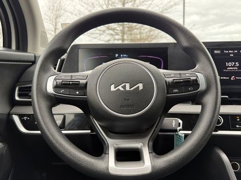 Used 2023 Kia Sportage LX AWD/4WD image 19