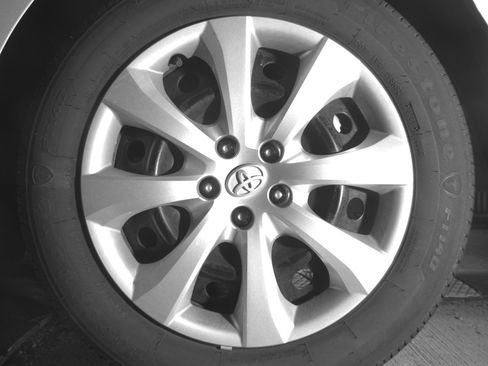 Used 2025 Toyota Corolla LE FWD image 14