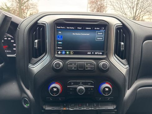 Certified 2022 Chevrolet Silverado 1500 RST image 7