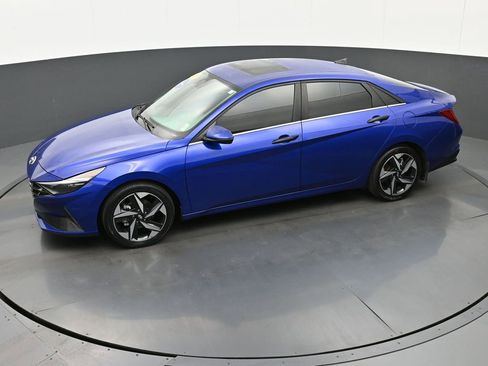 Certified 2022 Hyundai Elantra Limited image 37