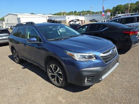 Used 2022 Subaru Outback Limited AWD/4WD image 4