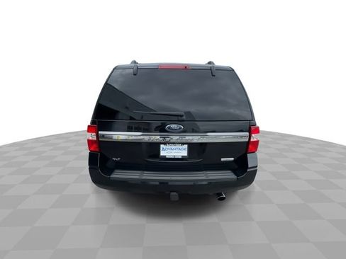 Used 2017 Ford Expedition XLT w/ Equipment Group 202A AWD/4WD image 7