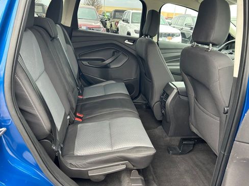 Used 2018 Ford Escape SE image 24