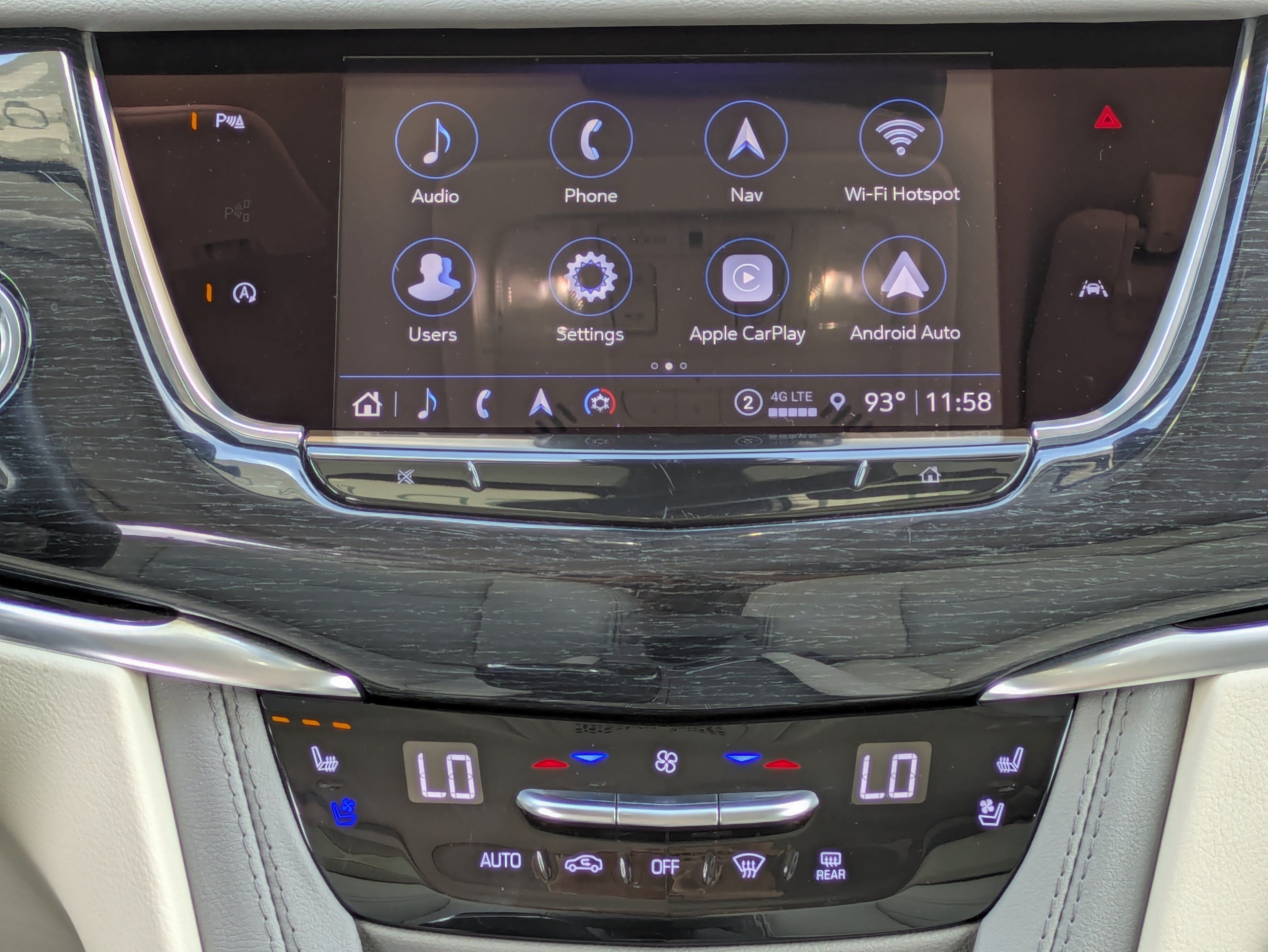 Certified 2024 Cadillac XT6 Premium Luxury FWD image 16