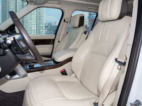 Used 2021 Land Rover Range Rover Westminster Edition image 15