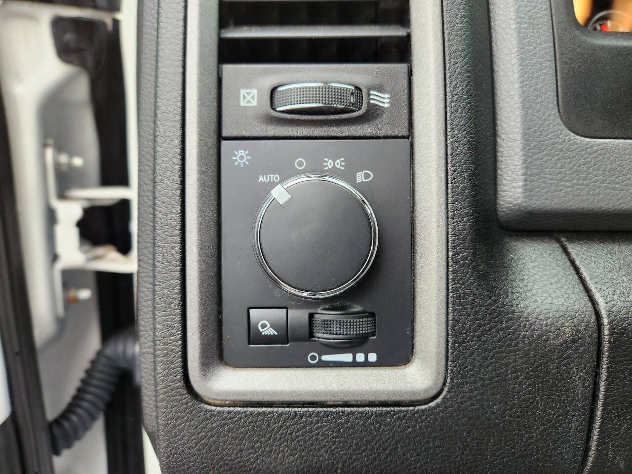 Used 2019 RAM 1500 Tradesman w/ Popular Equipment Group RWD image 18
