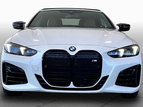 Used 2027 BMW M440i Convertible w/ Premium Package RWD image 3