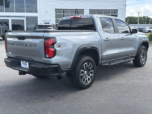 Used 2023 Chevrolet Colorado Z71 w/ Z71 Convenience Package 2 AWD/4WD image 23