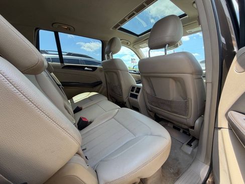 Used 2016 Mercedes-Benz GL 450 4MATIC image 22