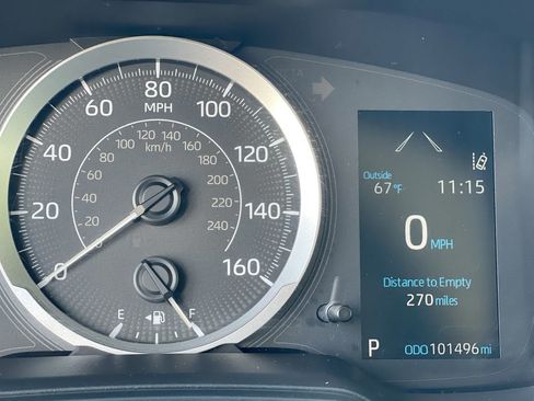 Used 2020 Toyota Corolla LE FWD image 4