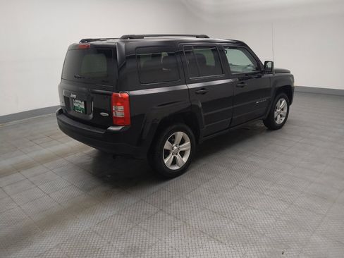 Used 2015 Jeep Patriot Latitude AWD/4WD image 10