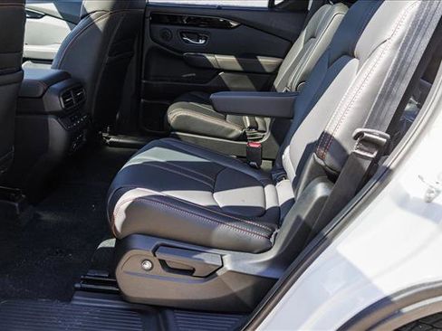 New 2025 Honda Pilot TrailSport image 24