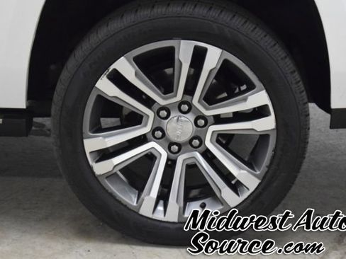 Used 2019 GMC Yukon XL Denali w/ Denali Ultimate Package image 10