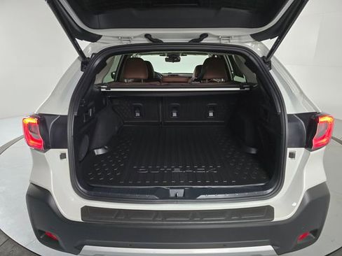 Used 2023 Subaru Outback Touring XT AWD/4WD image 19