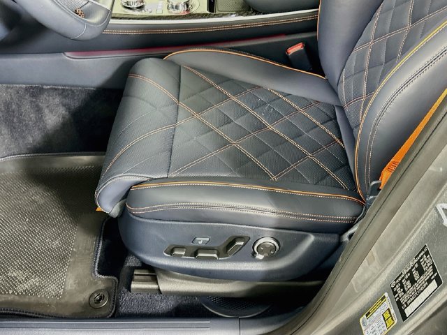Certified 2026 Genesis GV70 3.5T Sport Prestige AWD/4WD image 20